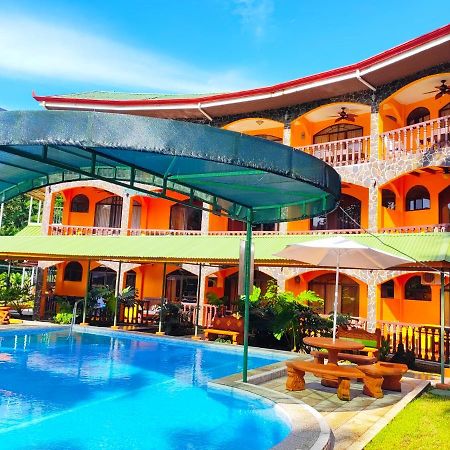 Apartahotel Playa Luna Uvita Buitenkant foto