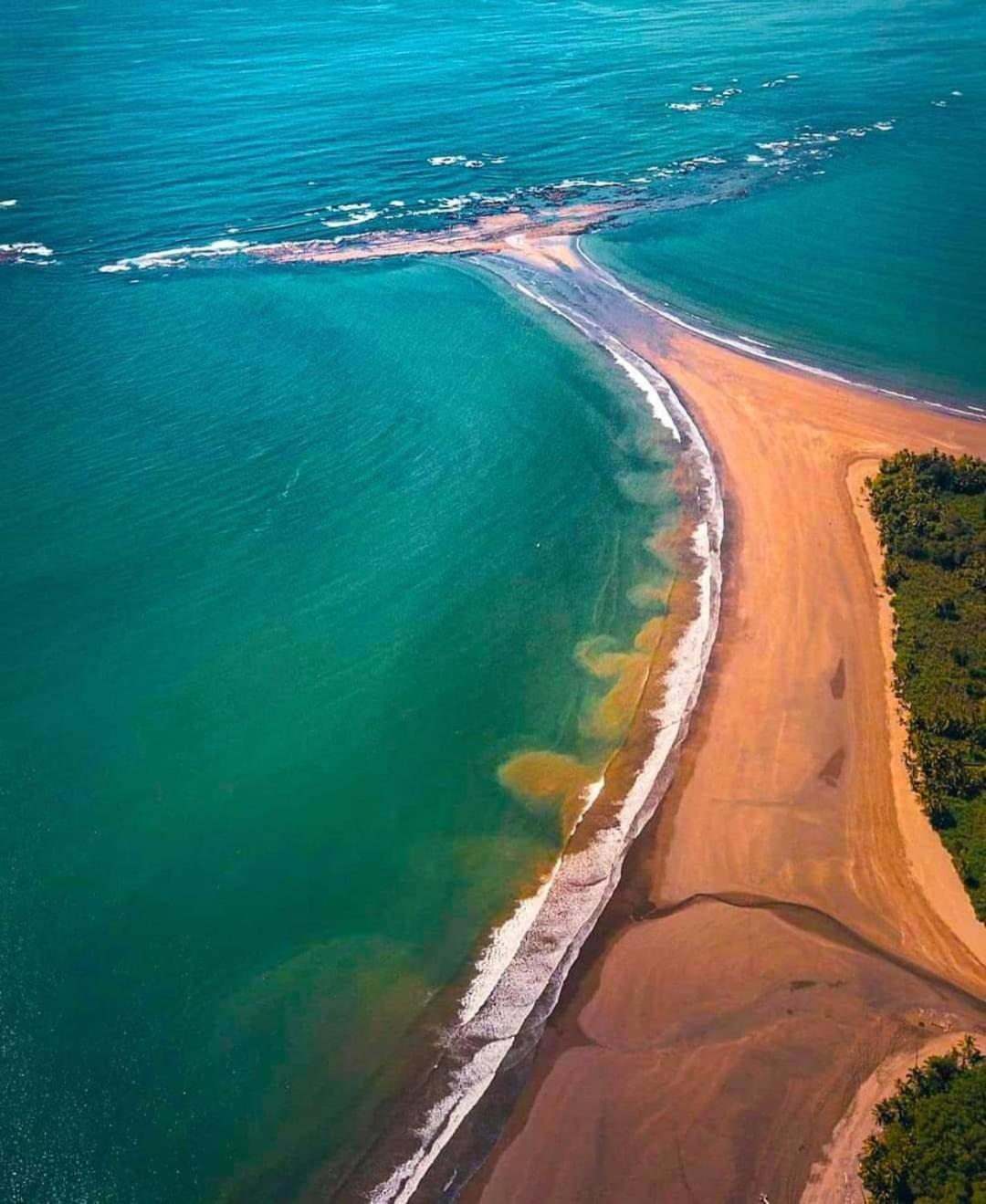Apartahotel Playa Luna Uvita Buitenkant foto